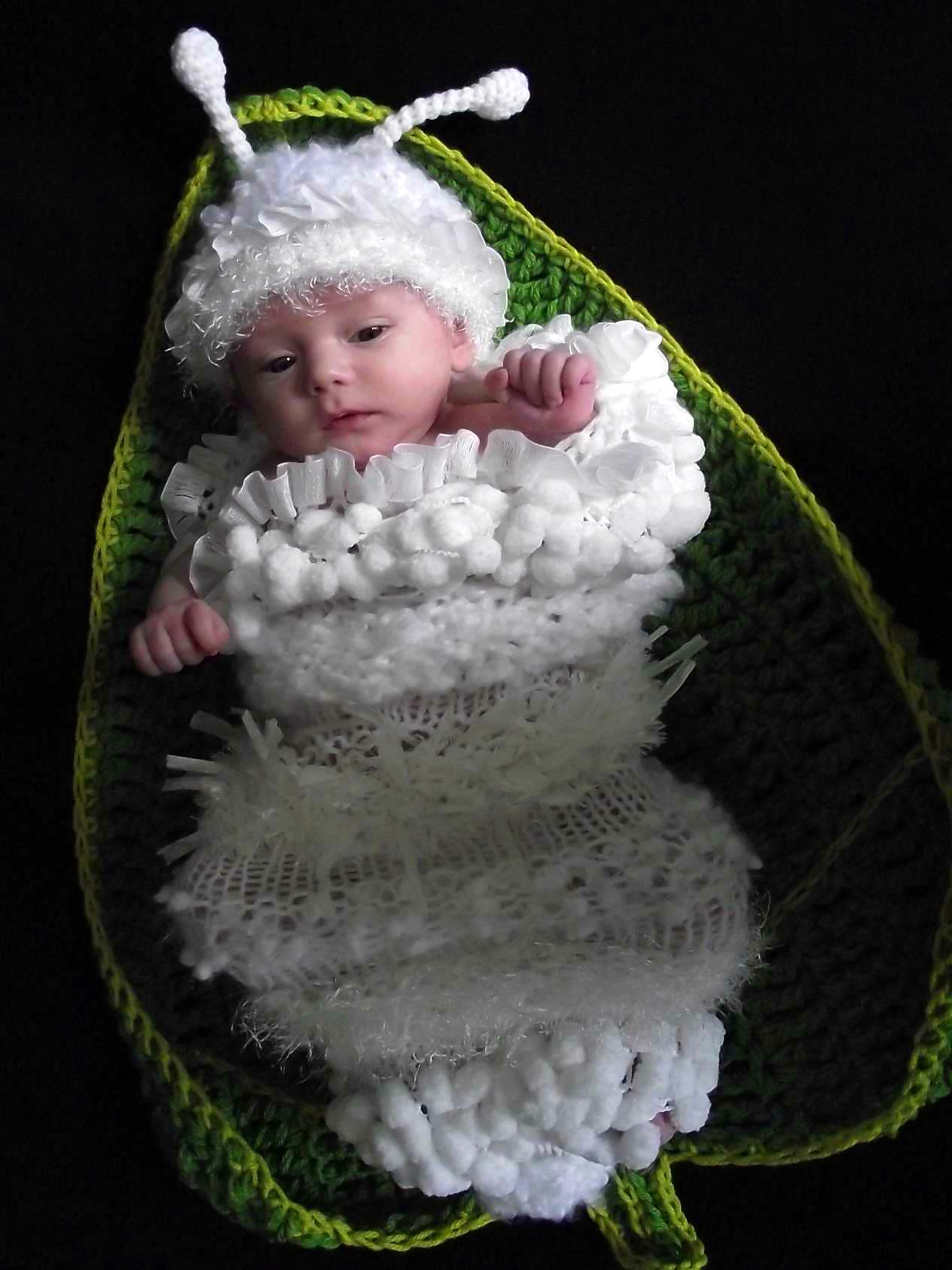 Newborn To 3 Months Baby Caterpillar Cocoon And Hat Set Original Genuine Design White Photography Props Hand Made In Canada